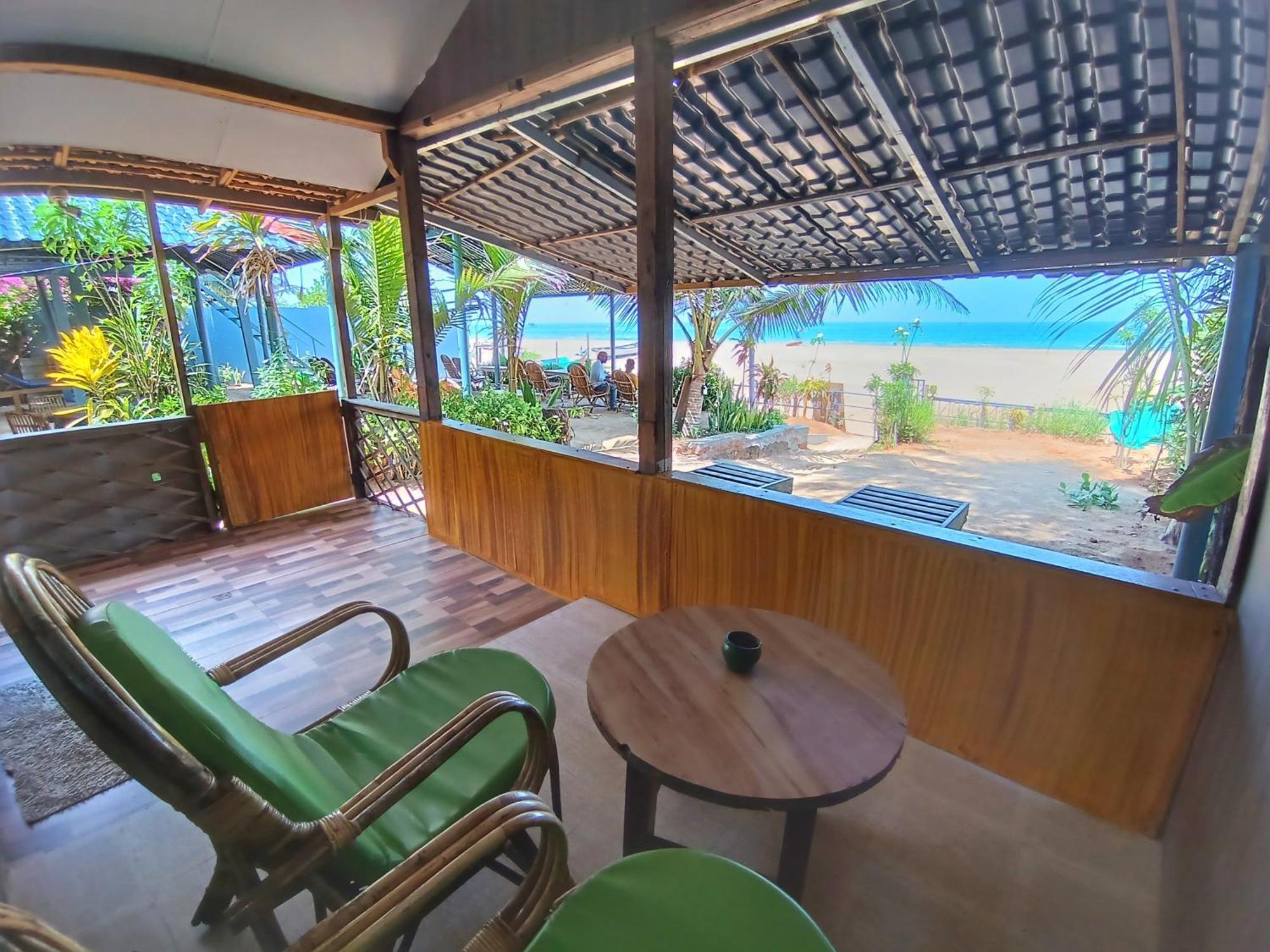 Monsoon Hotell Agonda Exteriör bild